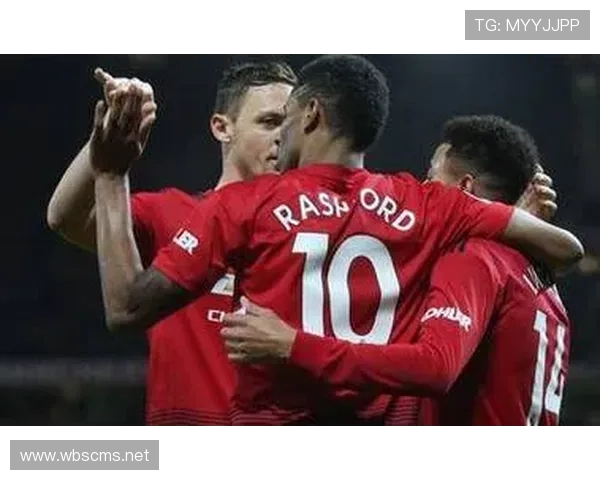 巴黎圣日耳曼中场硬度不足，比赛节奏掌控力受限，争冠形势面临考验