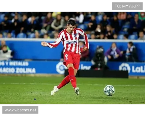 罗德里：高位控球中出球枢纽与节奏控制的极致解析