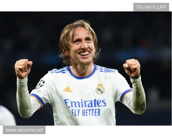 德布劳内 vs 莫德里奇：中场大师的战术角色与巅峰期对比